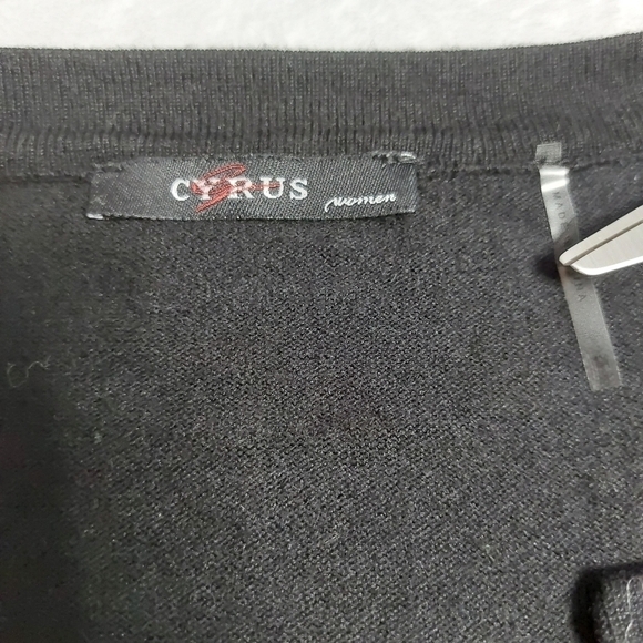 Cyrus Women 3/4 Sleeve Cardigan Size 1x - Picture 4 of 9
